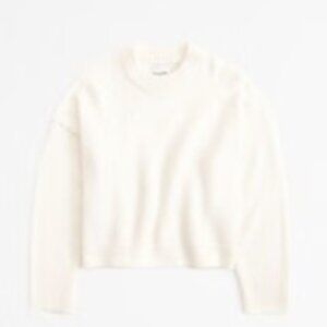 Abercrombie Wedge Crew Sweater NWT Size Small